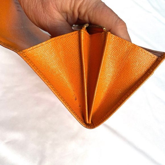 Auc Louis Vuitton Tangerine/Orange Epi Long wallet - Picture 10 of 15